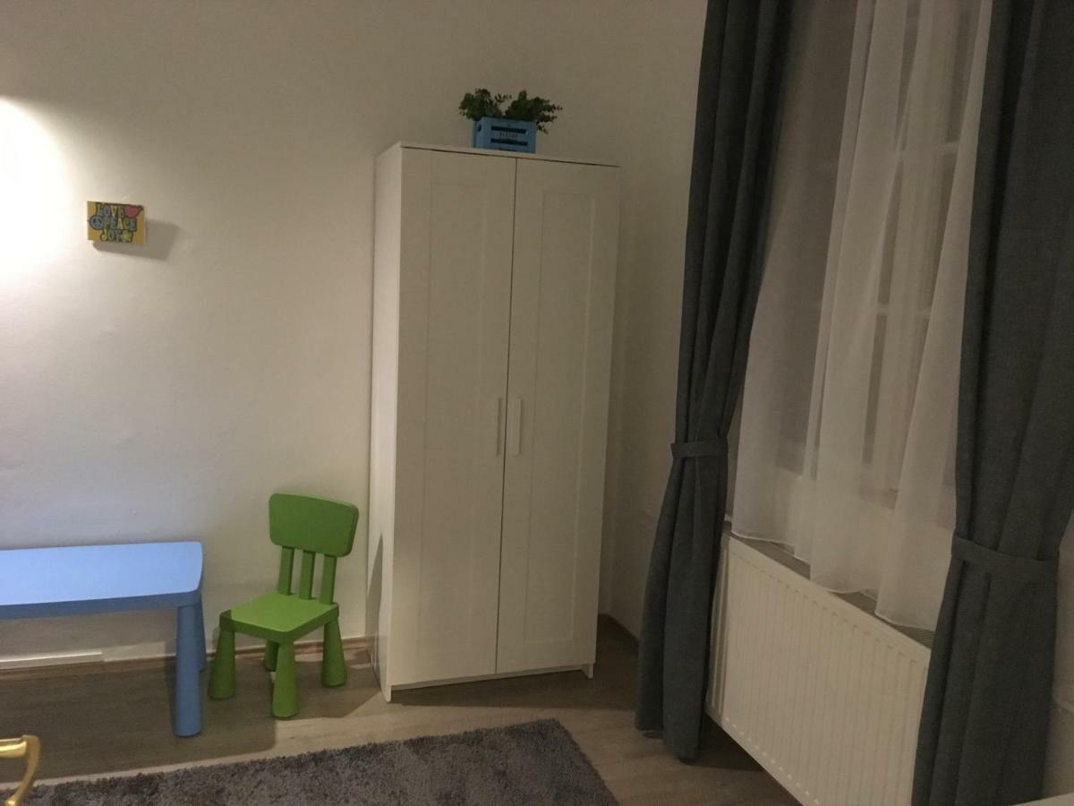 埃格尔Katus Apartman公寓 外观 照片